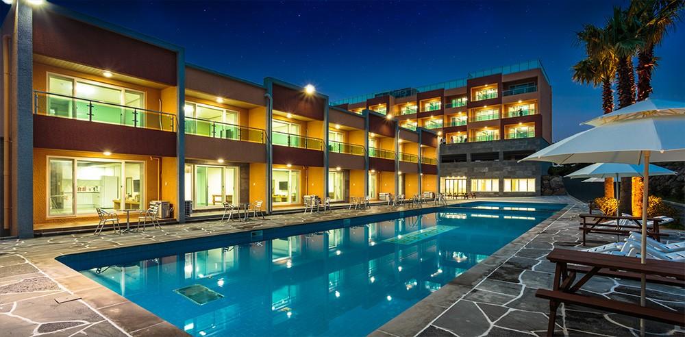 Su and Su Hotel and Resort