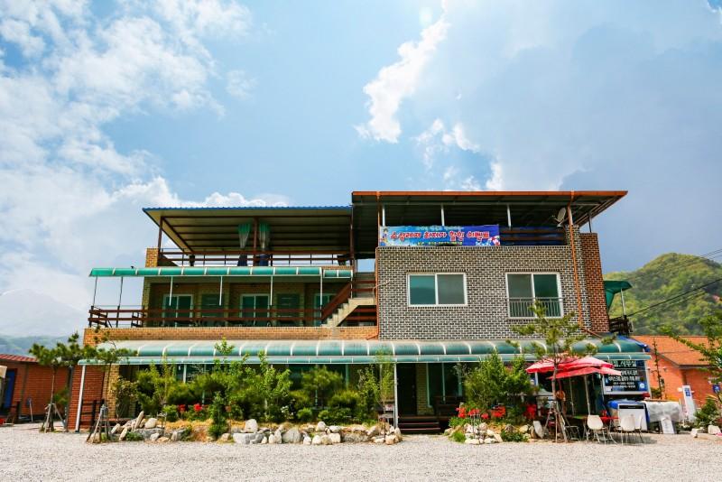 Gapyeong Sagyejeol Pension-48