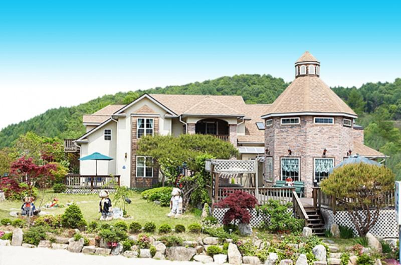 Hongcheon Gom Pension