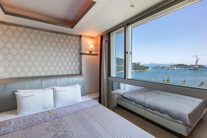 Yeosu Beach Hotel