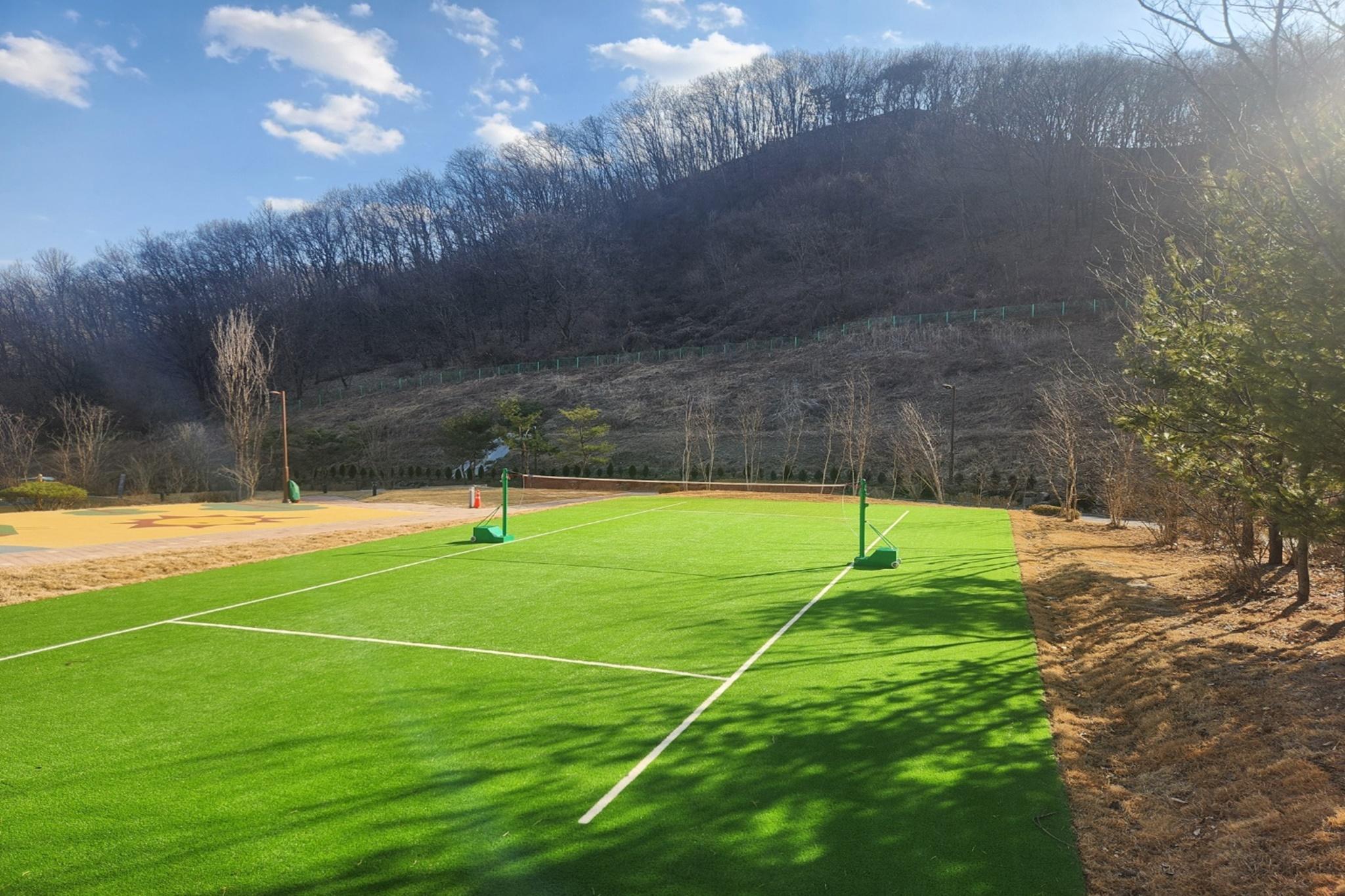 Yeoncheon Baekhak Jayuro Resort-38