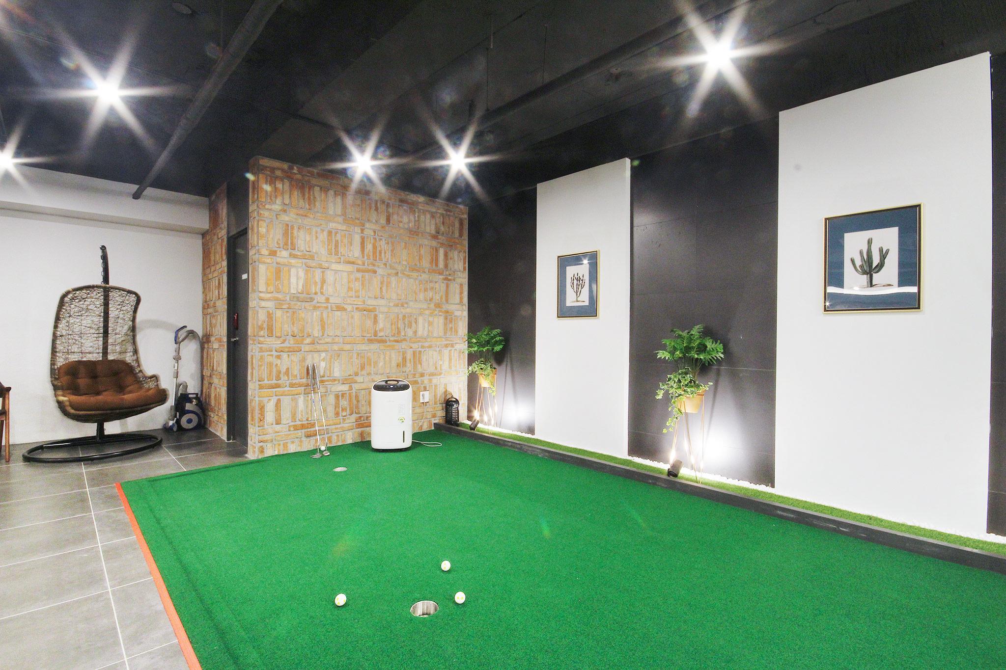 Busan Seomyeon Brown Dot 1-26