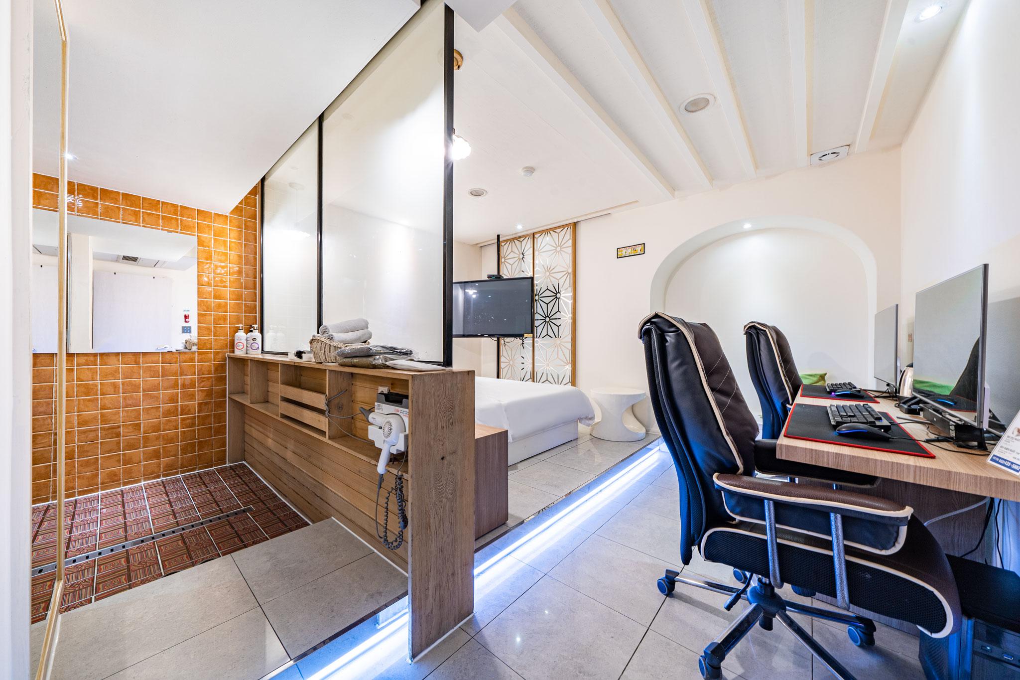 Bucheon Hotel I