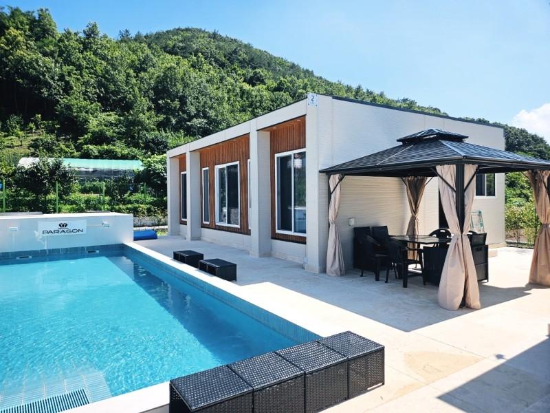 Yeosu Paragon Pool Villa