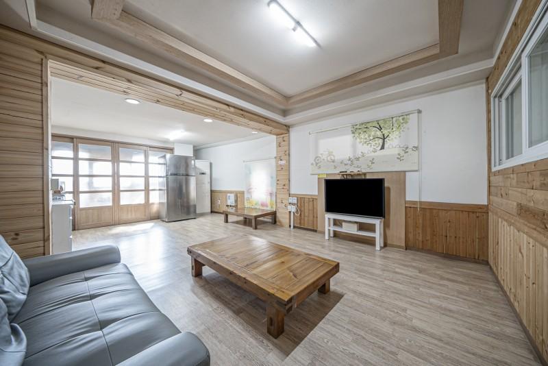 Pohang (Yangpo) Family Pension Blue