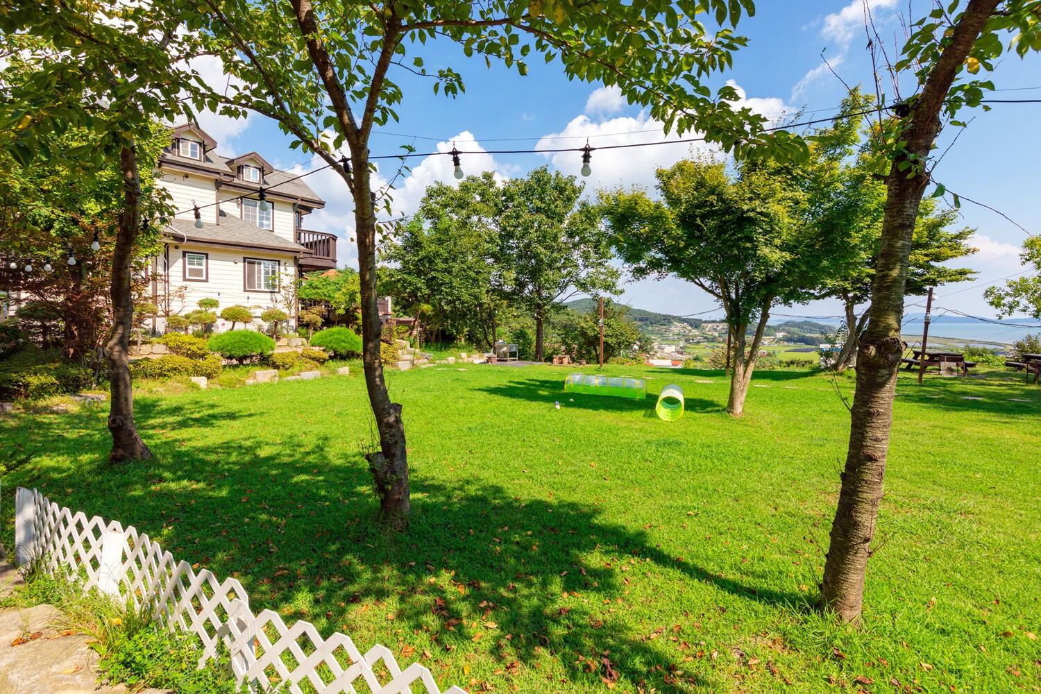 Ganghwa Teo Pension-27