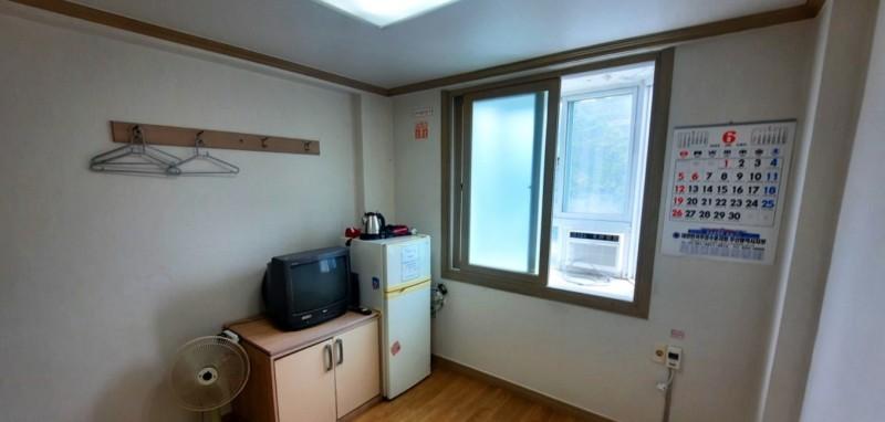 Busan Songridan Pension-12