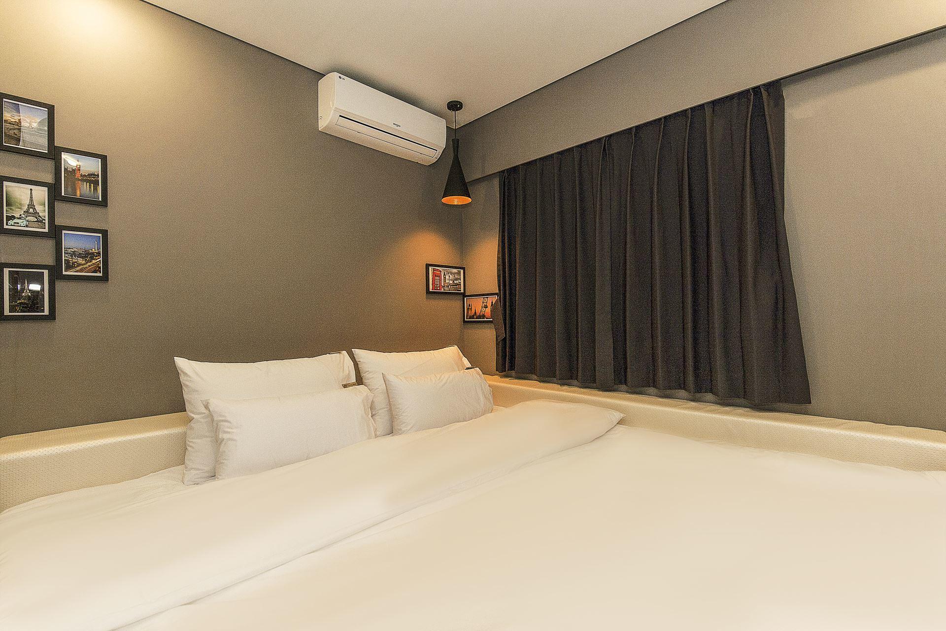 Busan Station Hotel Gray