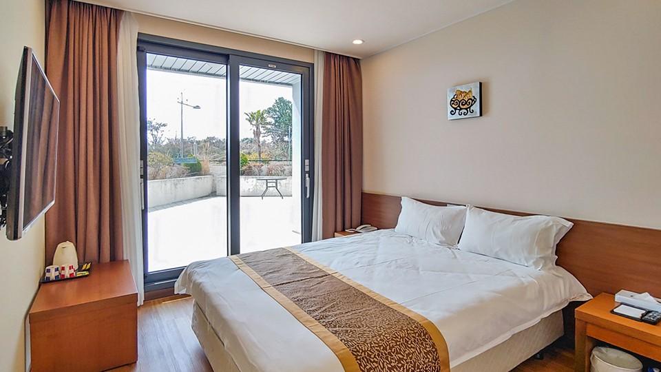 Oceanblue Hotel