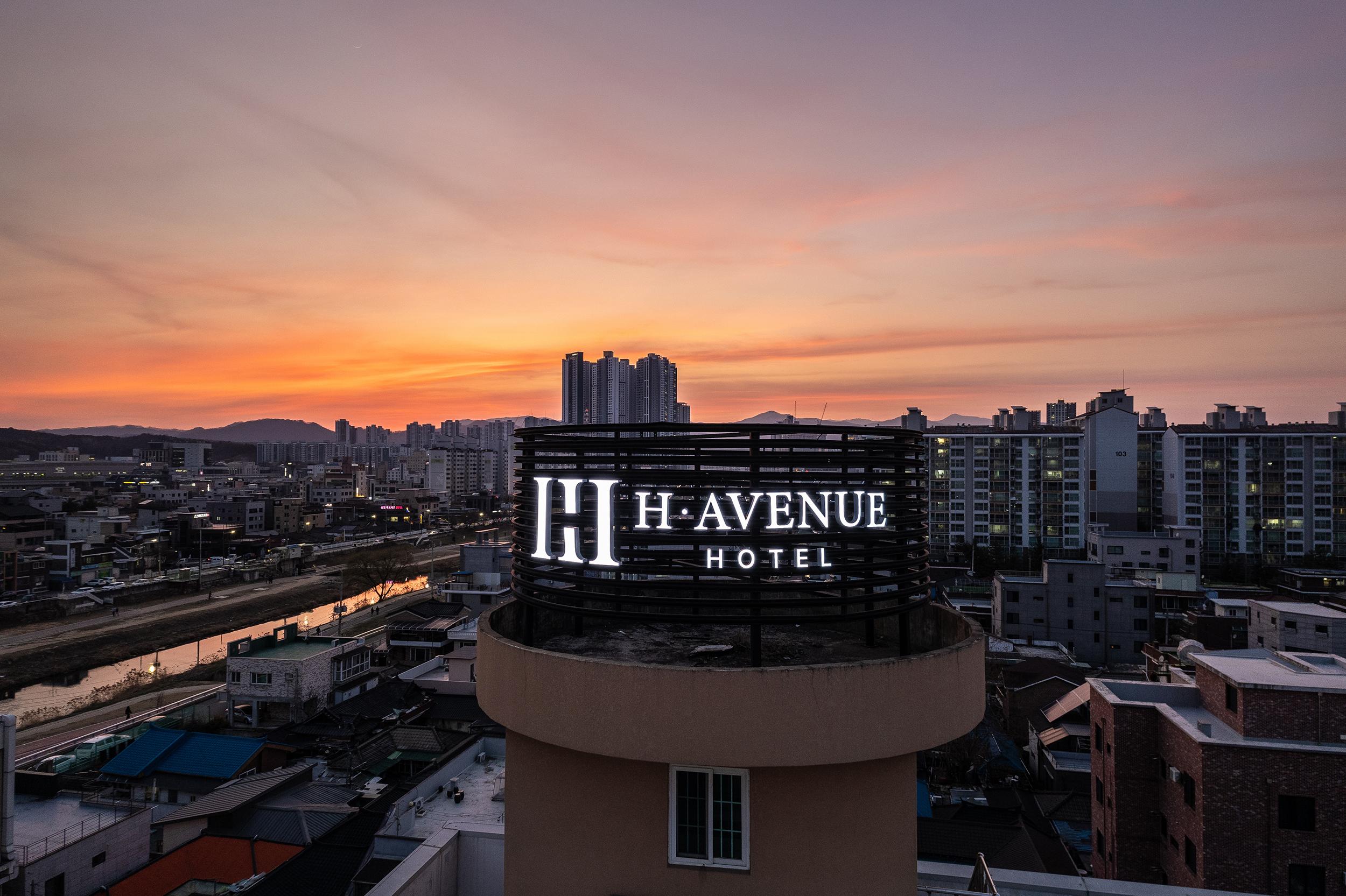 Chuncheon H Avenue Namchuncheon Branch