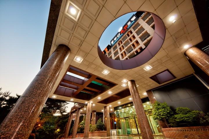 Dongbusan Oncheon Hotel