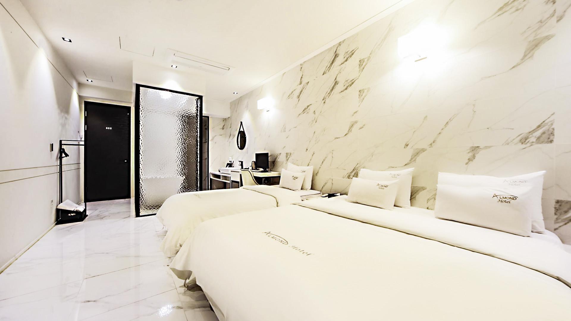 디럭스 패밀리 트윈