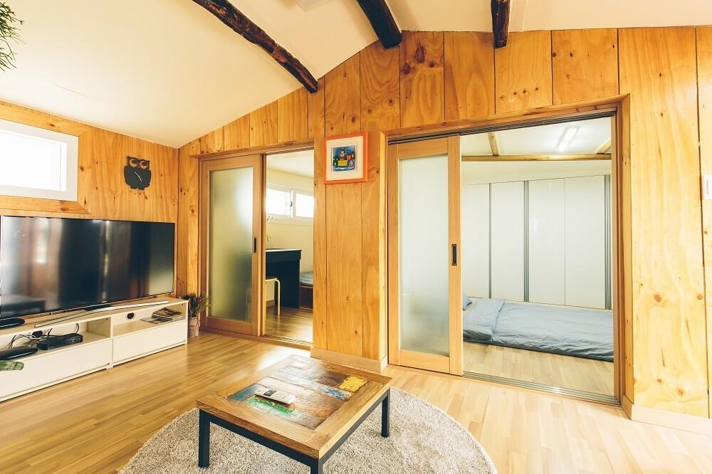 Jeju Weoljeong Cottage Pension-3