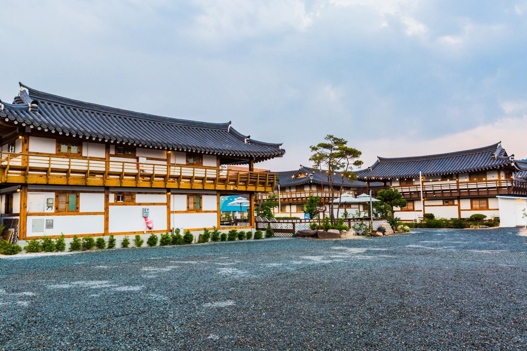 Gyeongju Seonamsan Hanok Stay-27