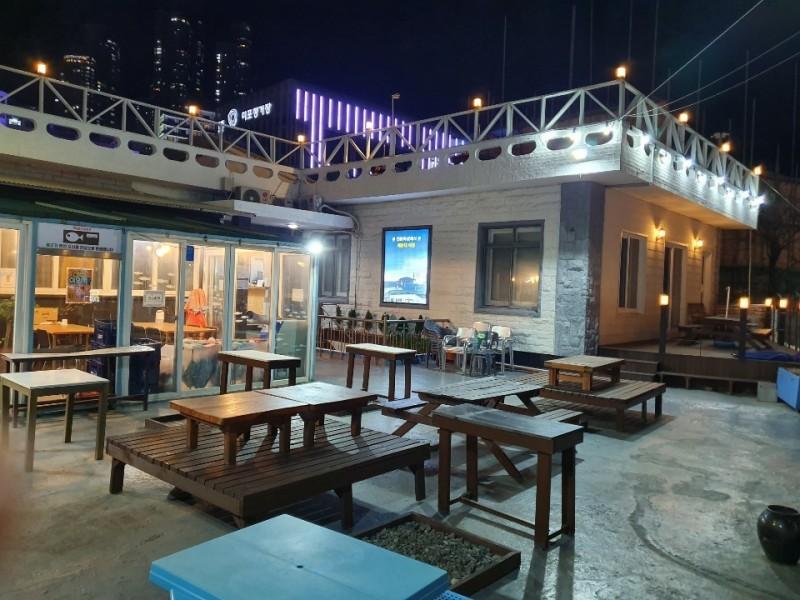 Busan Haeundae Fish Pension (Blue Line 1 minute)-2