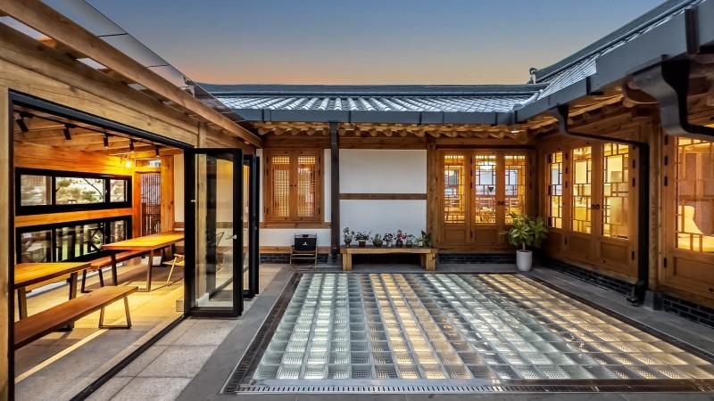 Gangneung Yeongjin The Hanok Pool Villa