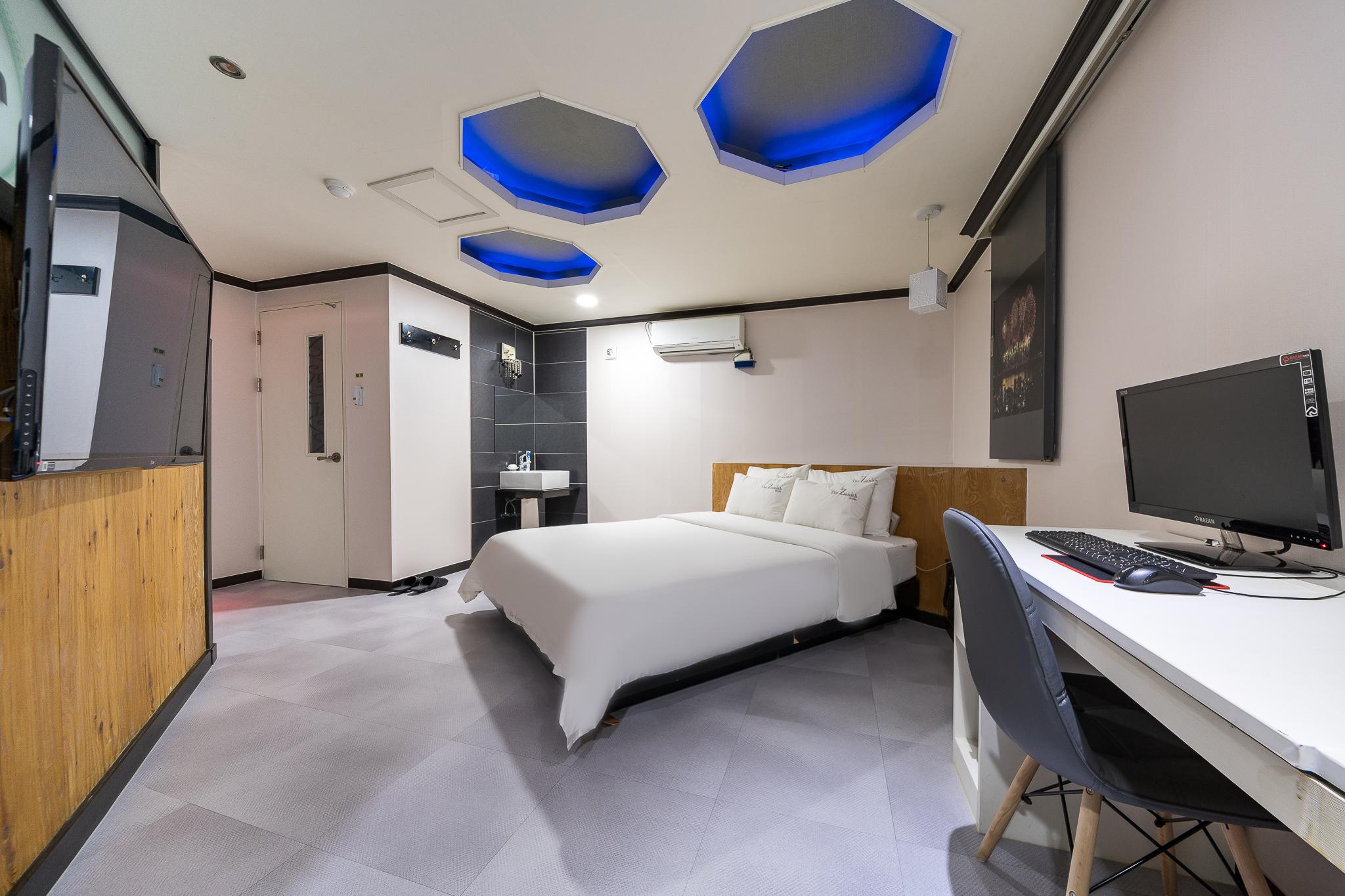 Busan Yeonsan The Zenith Hotel