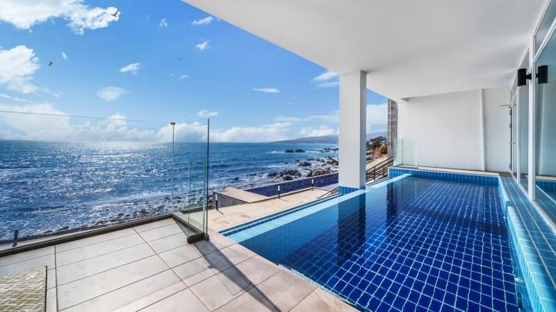 Gyeongju Elafonisi Pool Villa