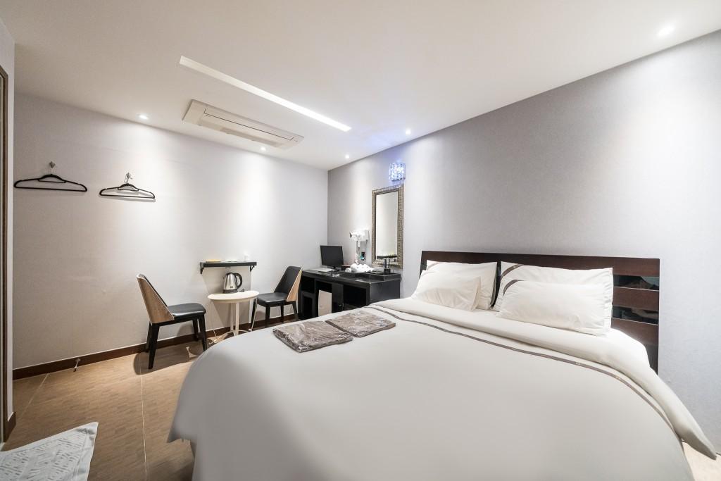Wolmido W Tourist Hotel-4