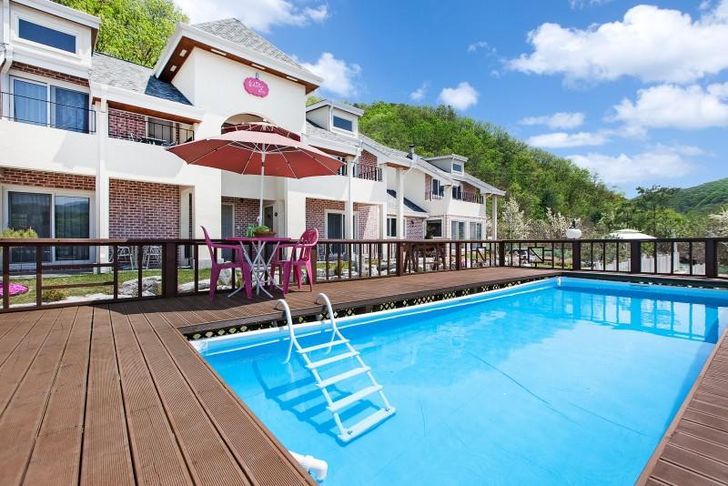 Hongcheon Cotton Candy Pension (near Ocean World, cable car)