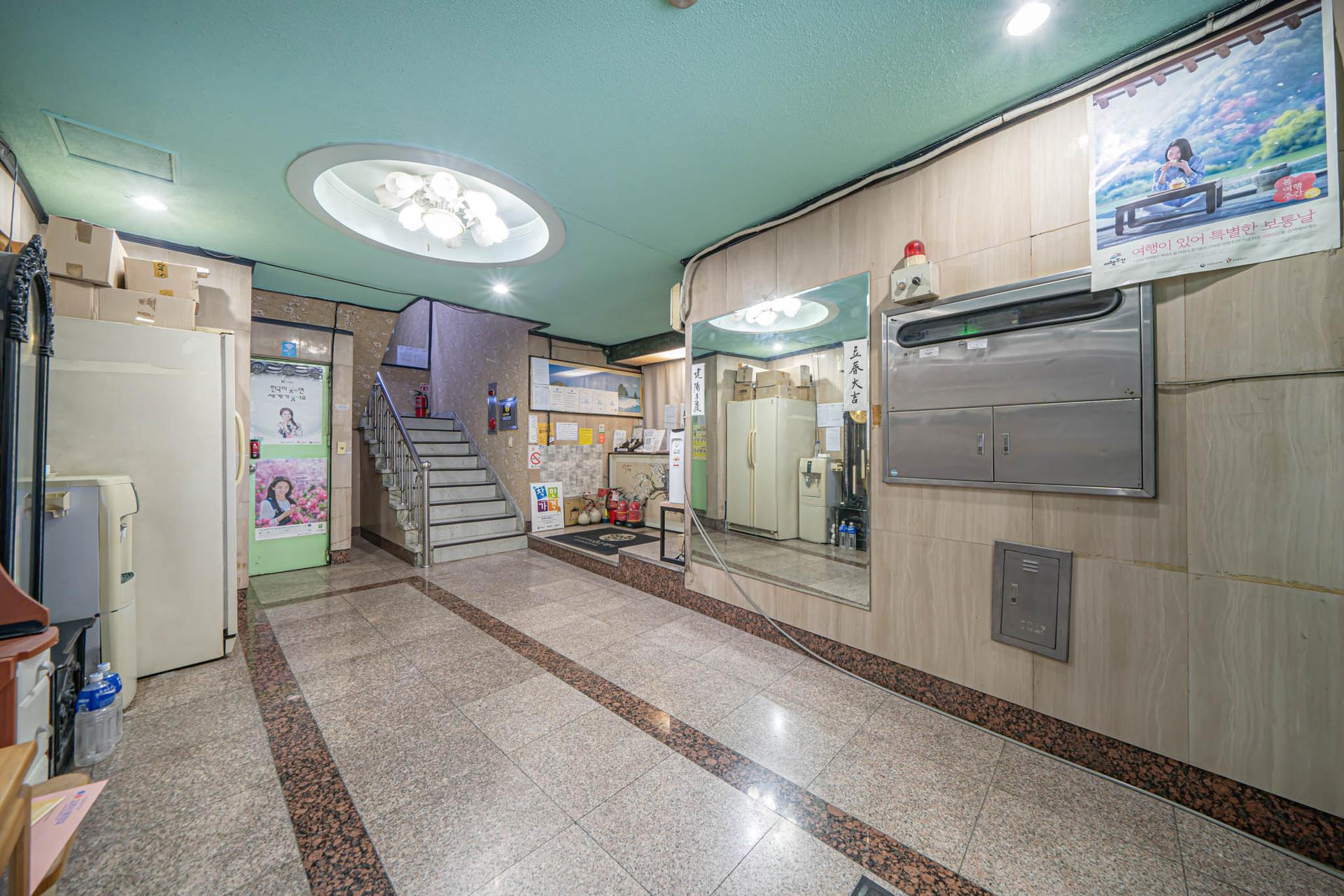 Busan Dongrae Oncheon Hotel-3