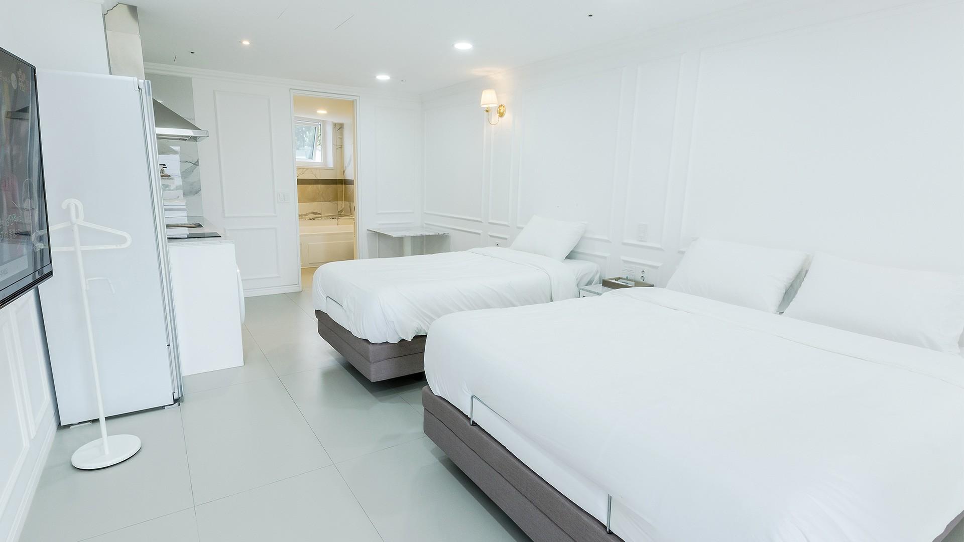 디럭스 패밀리트윈