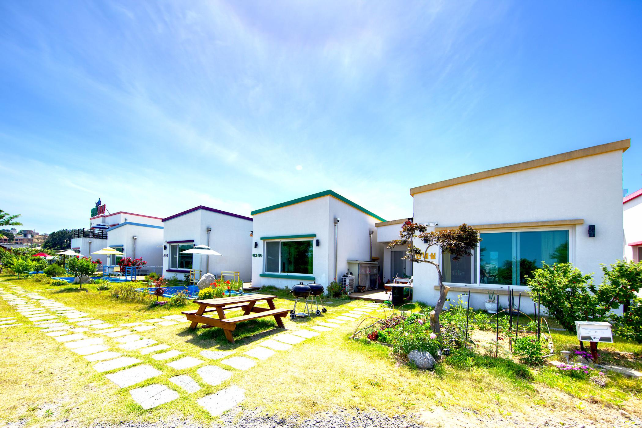 Yangyang Star Pension