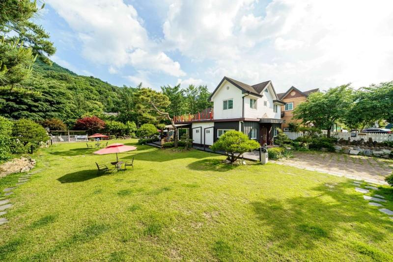 Namyangju Rania Pool Villa Pension-28