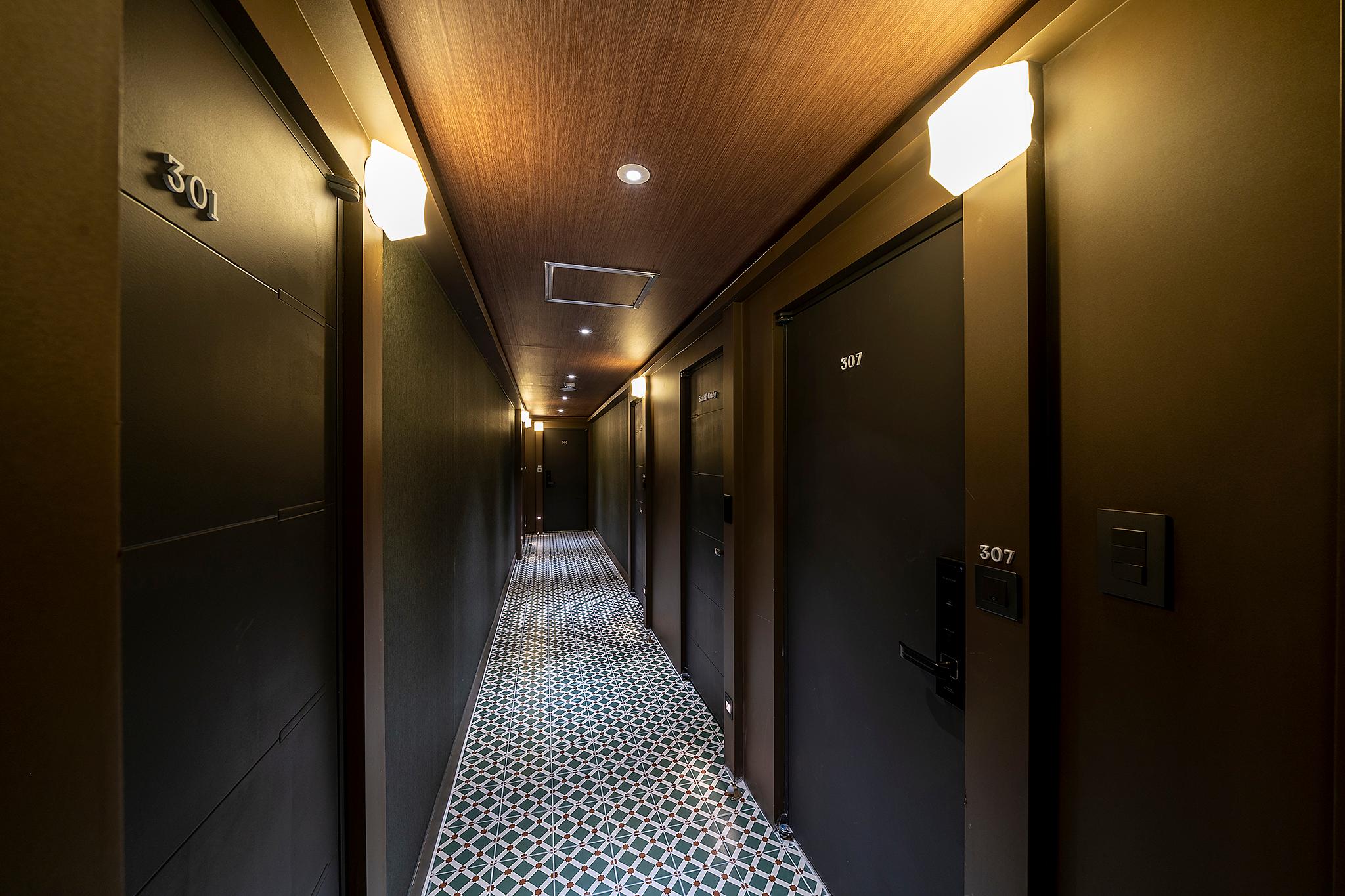 Sinchon Number 25 Sinchon Branch-9