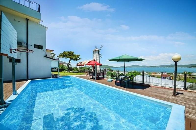 Ganghwado Naerimong Beach Pension
