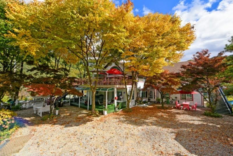 Gapyeong Flower Muji Pension (near the valley)-80