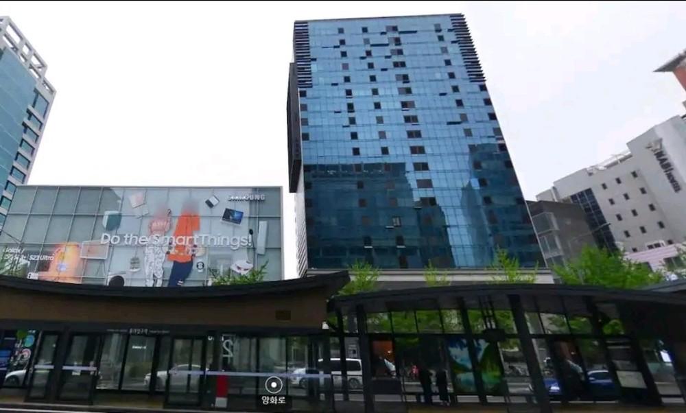 Hongdae Hayanjip Monghouse