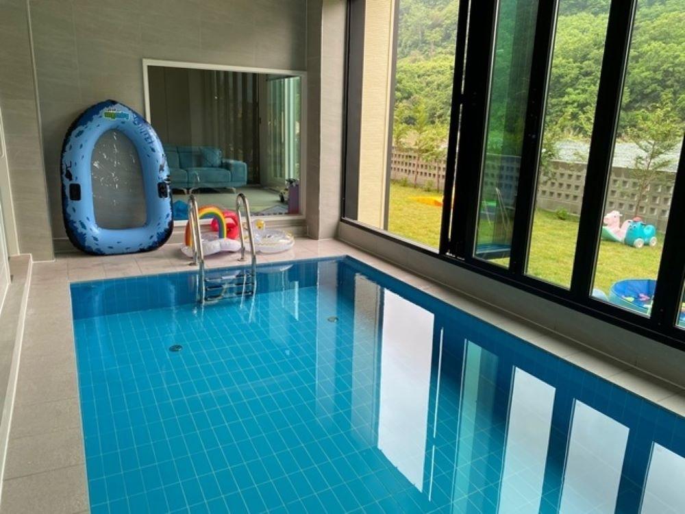 Miryang Tutuin Familia Kids Pool Villa