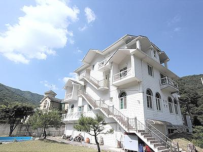 Gapyeong Bonfire Pension