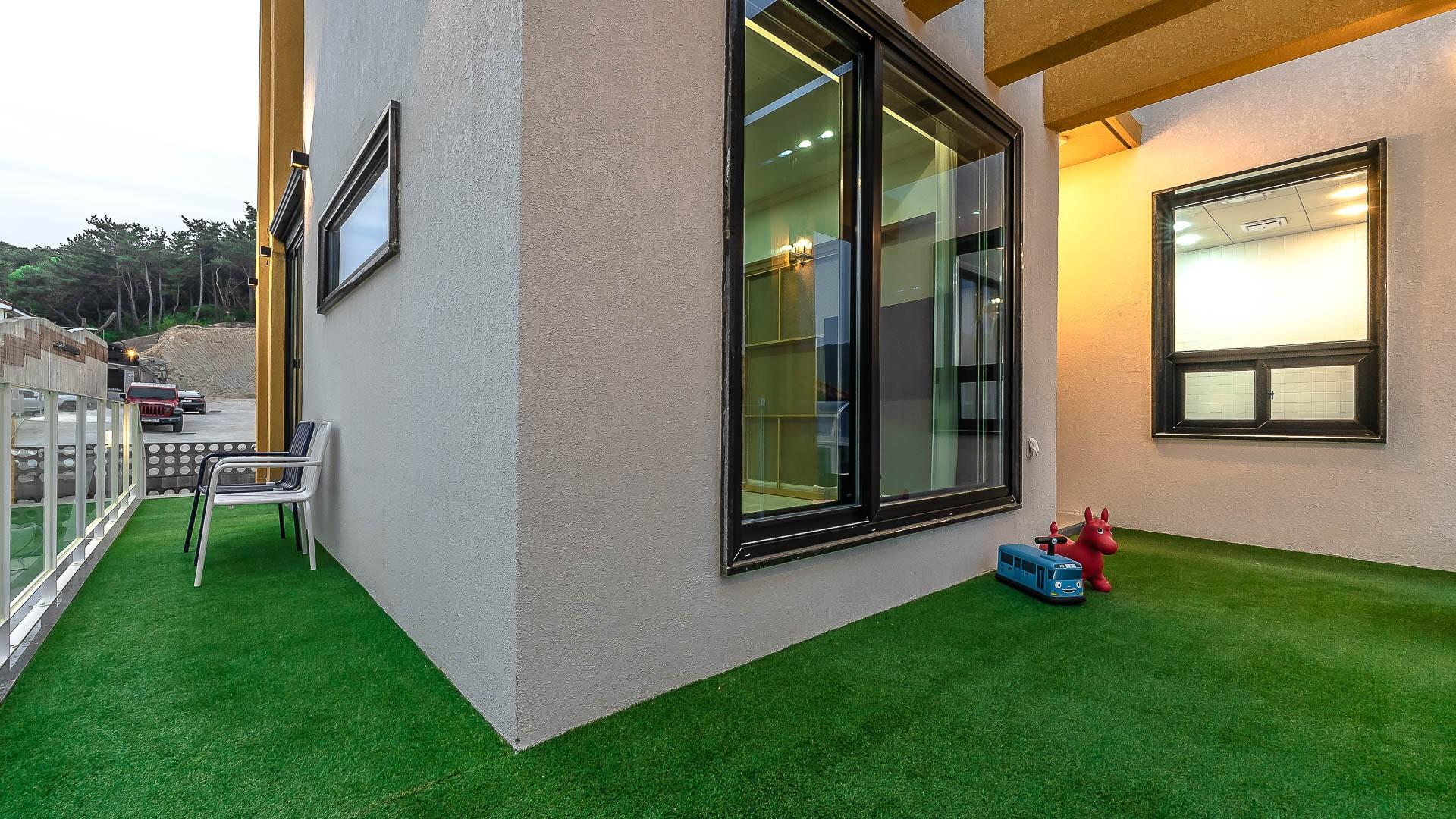 Cookie & Ice cream Kids Pool Villa-18