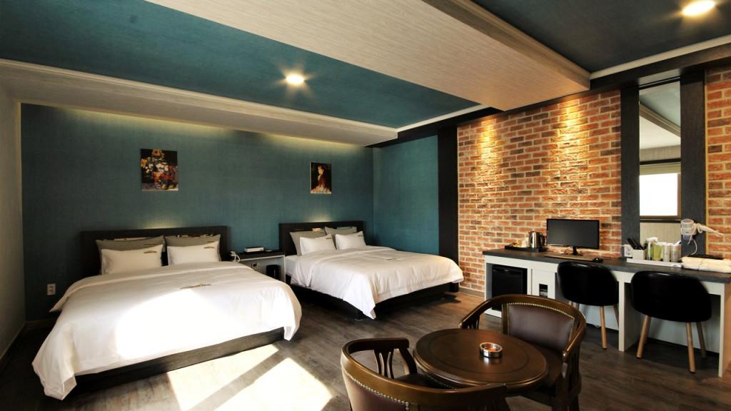 Gimhae Golden Root Hotel