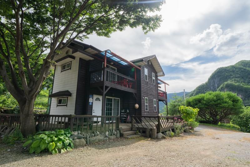 Yeongwol Donggang Banditburi Pension