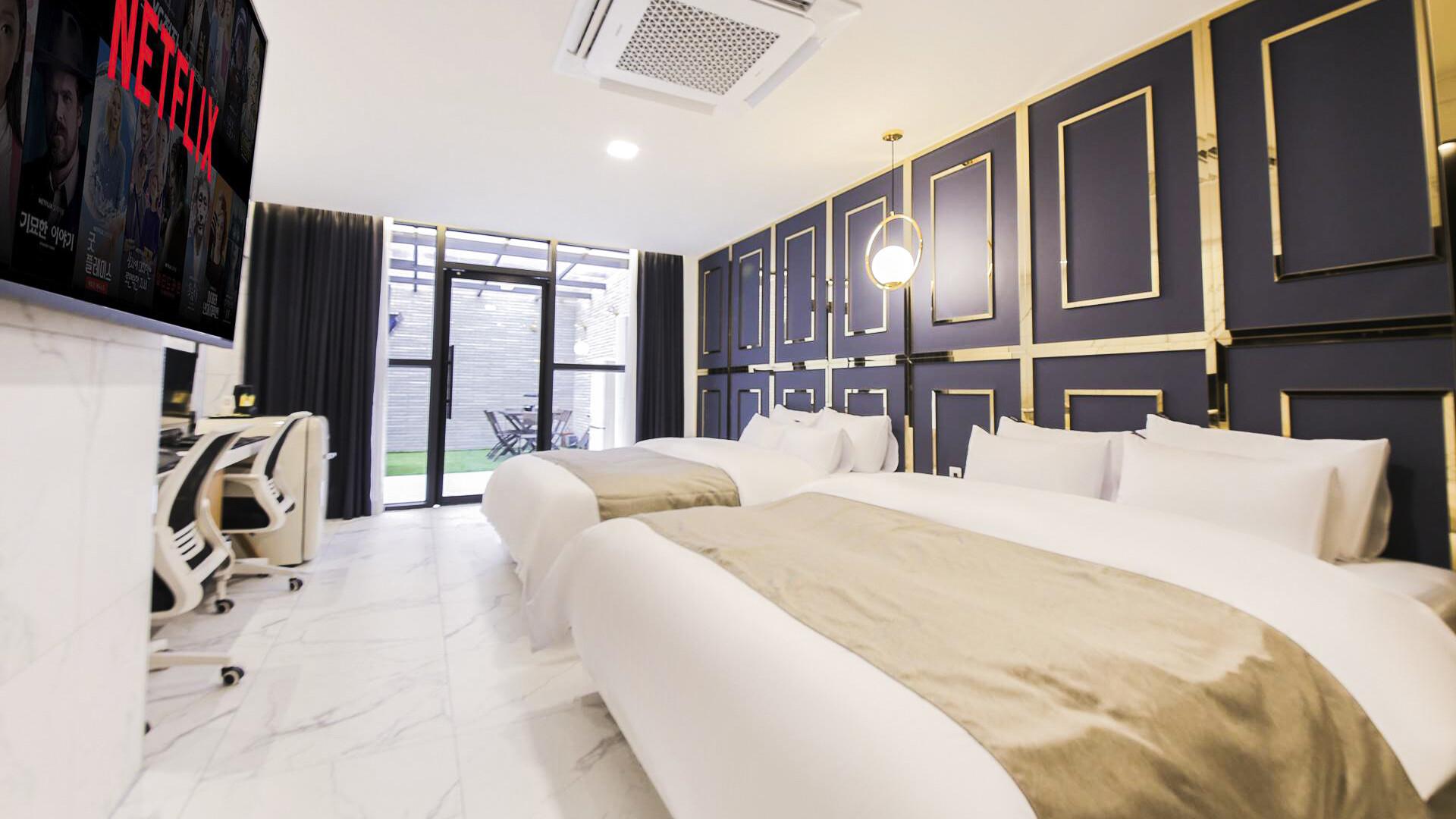 HOTEL MARIA