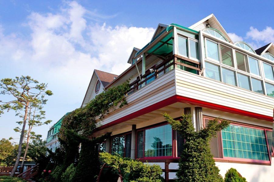 Ganghwa Lake House Pension