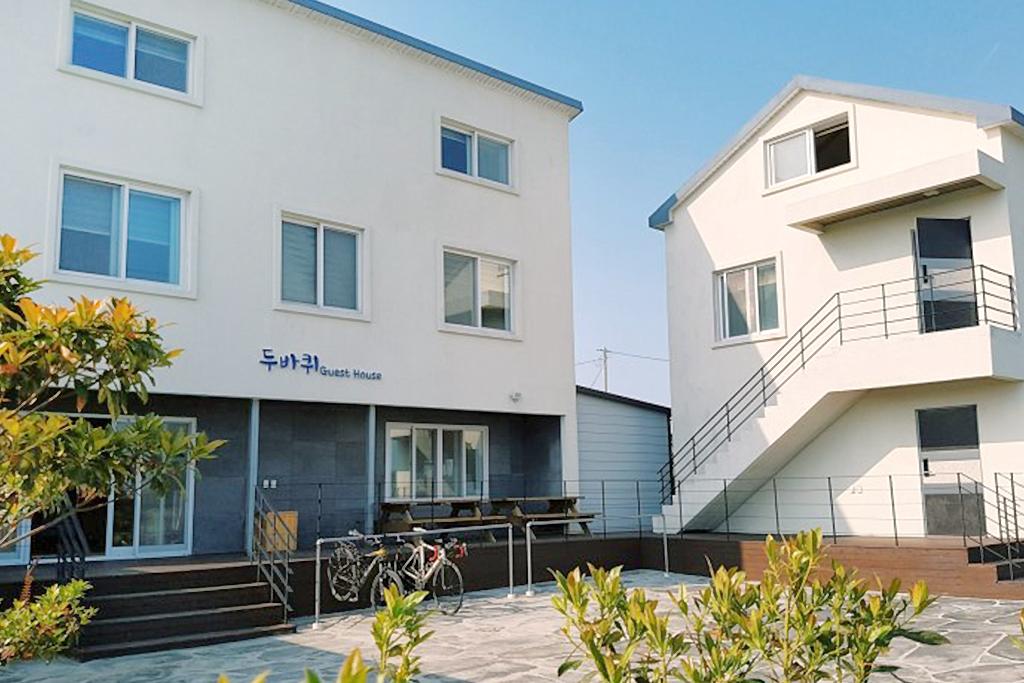 Jeju Two Wheels Pension and Guesthouse