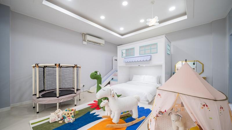 Geoje Pieni Kids Pool Villa Pension