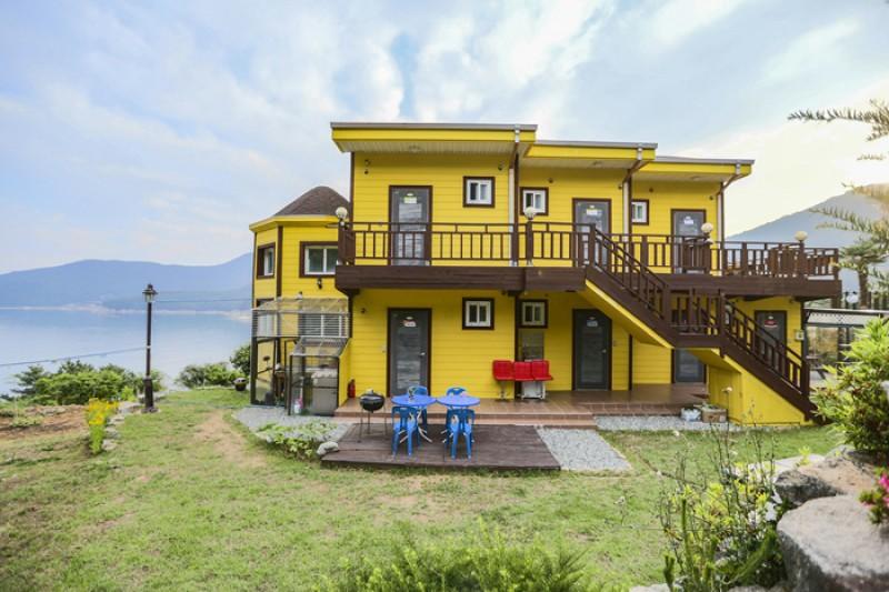 Geojedo Sea Love Pension