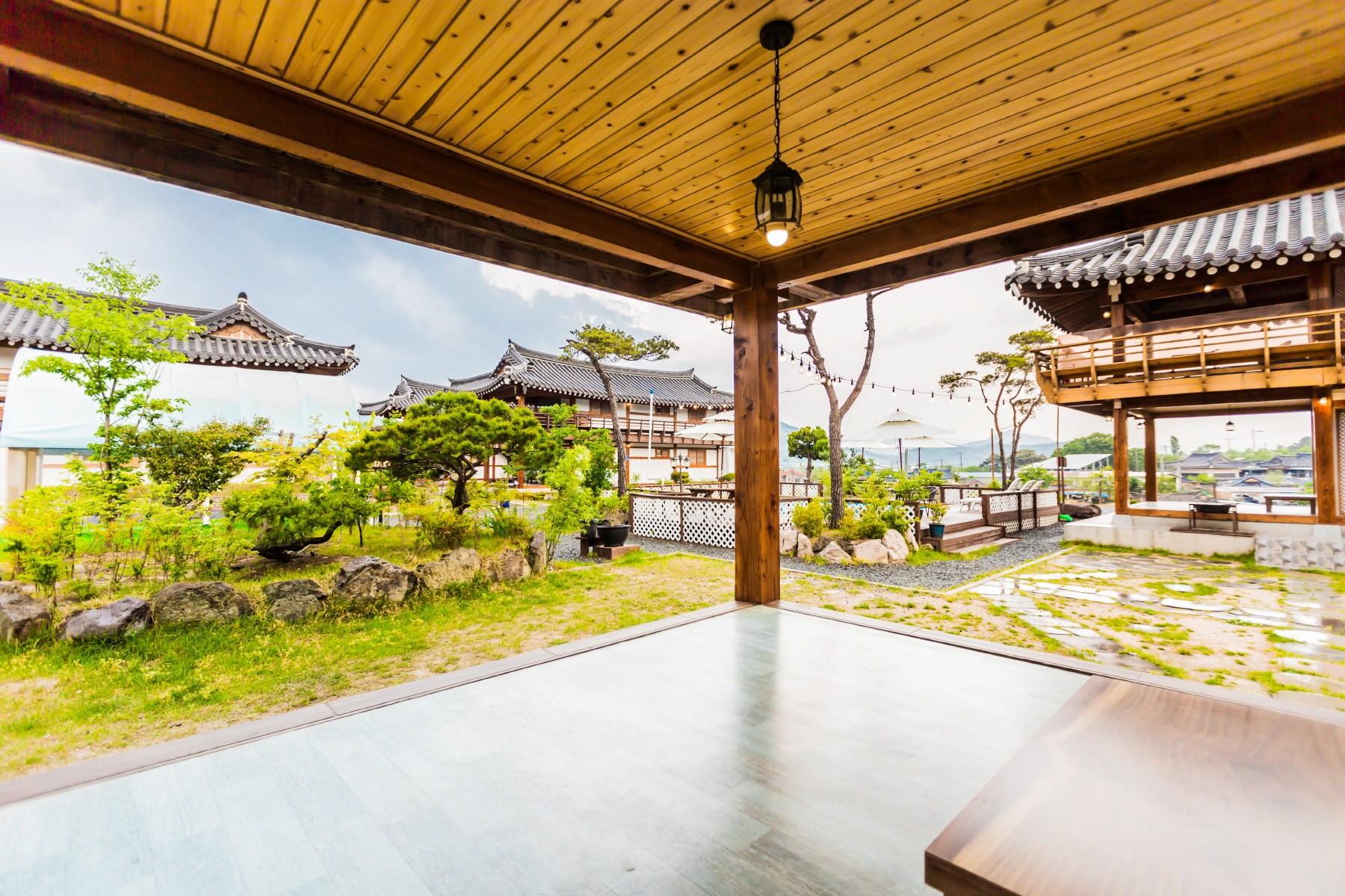 Gyeongju Seonamsan Hanok Stay-18