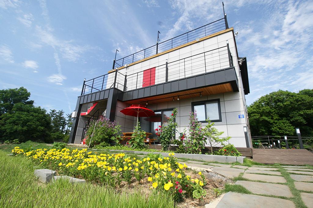 Jeju Starlight House Pension
