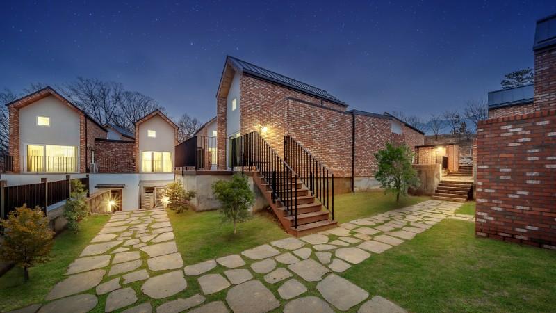 Yongin Kim Mihwa Village Pension