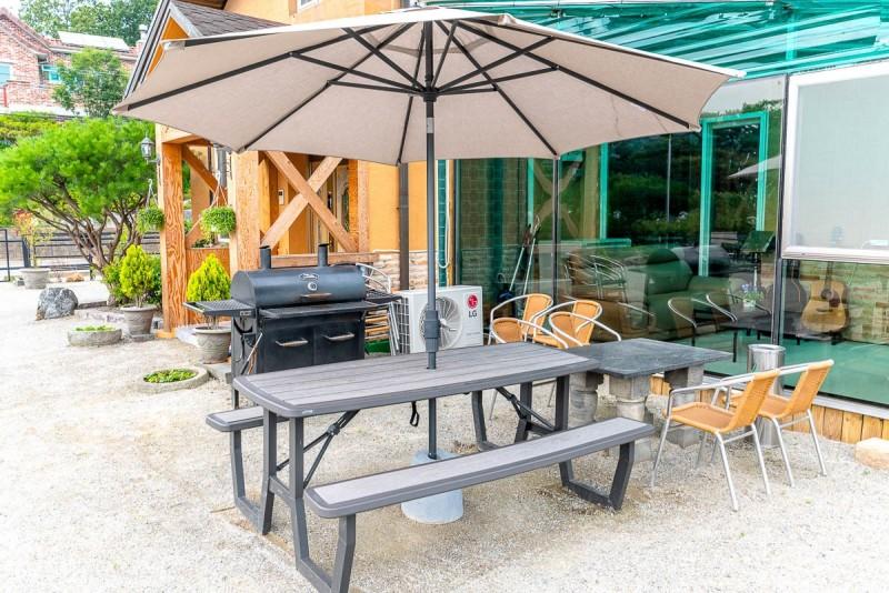 Ganghwa Island Pine Scented Pension-10