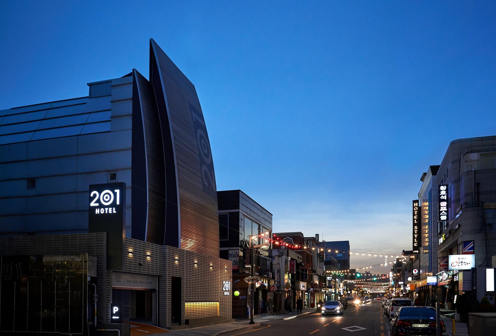 Bangbae Hotel 2001-8