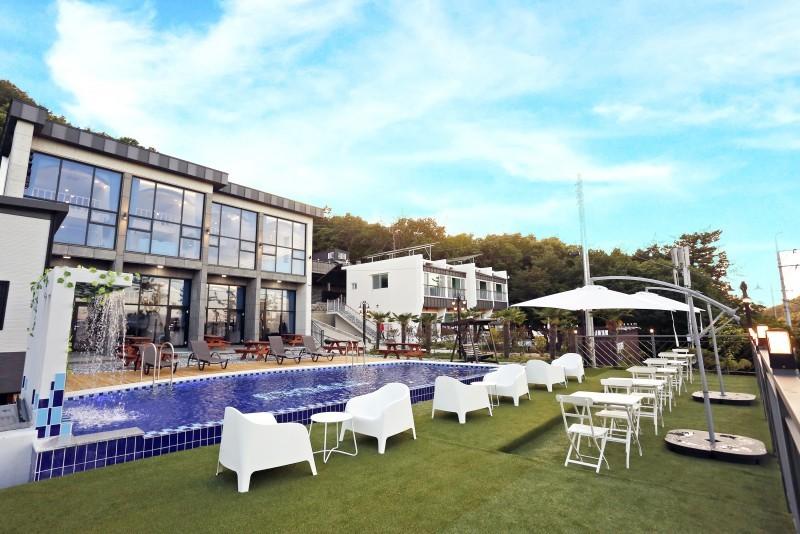 Yeosu Tivoli Pension