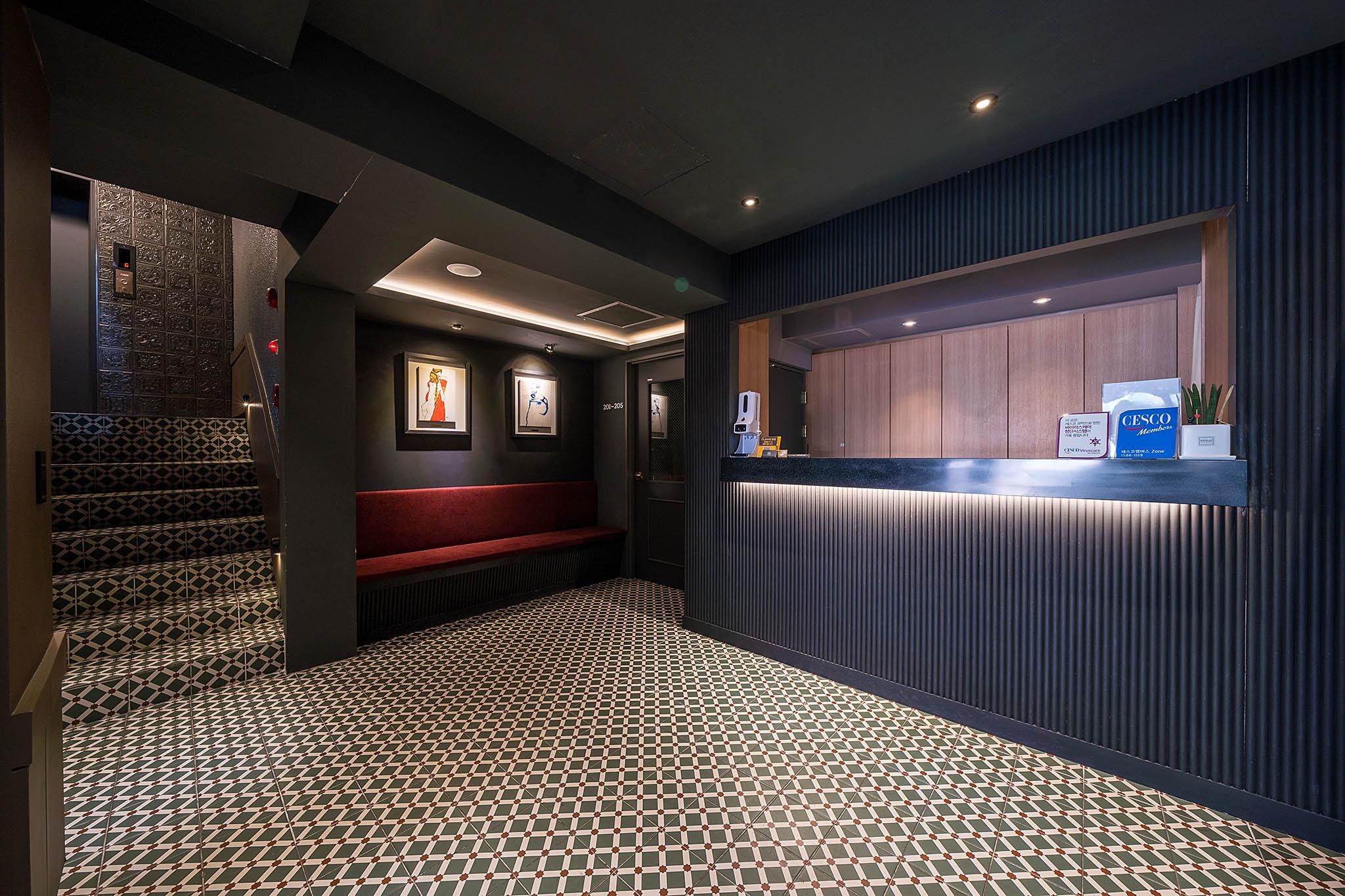 Sinchon Number 25 Sinchon Branch-13