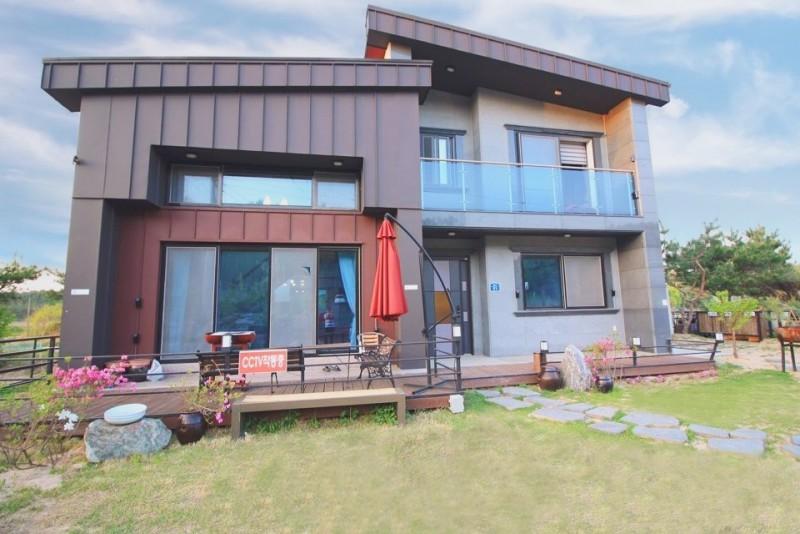 Yeoju Lotus Leaf Love Pension